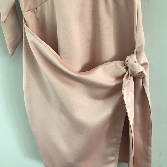 NWT Missguided | Silky Tie Front Shift Dress | US4 - Picture 11 of 14